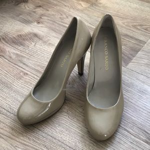 Franco Sarto leather heels - nude taupe color